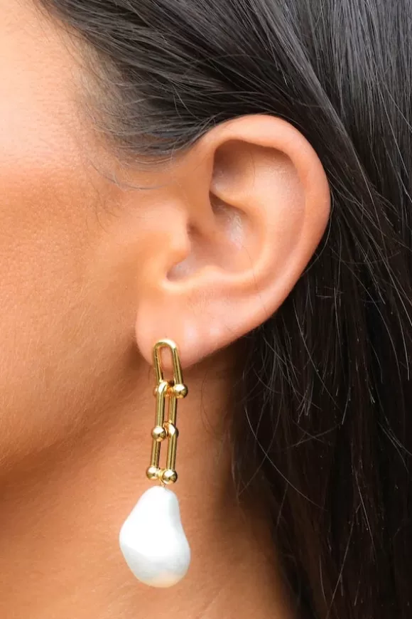 Women Avant Studio Earrings-Cleo Pearl Earrings